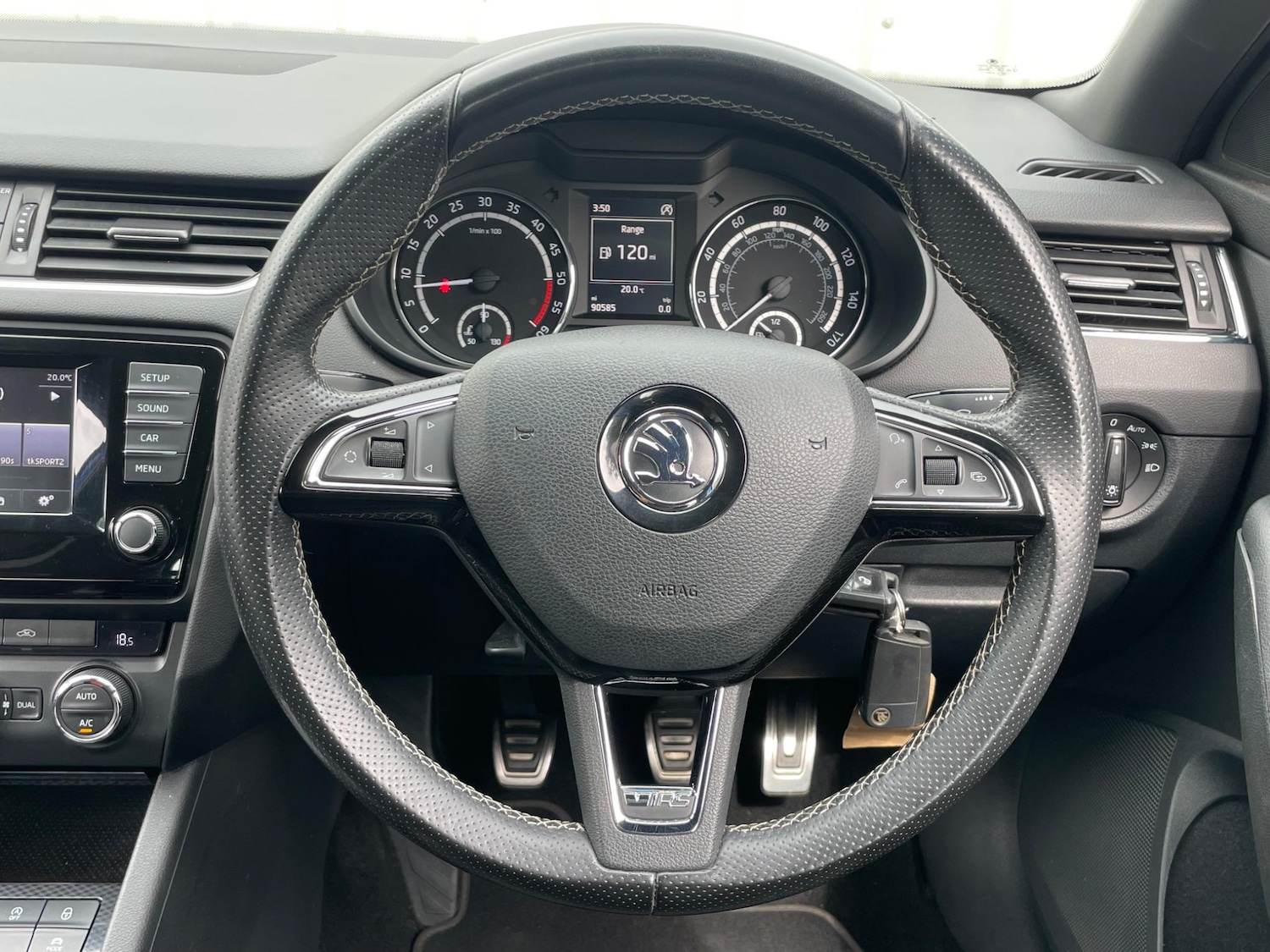 Used Skoda Octavia 2013 for sale - 76992855: Photo 15