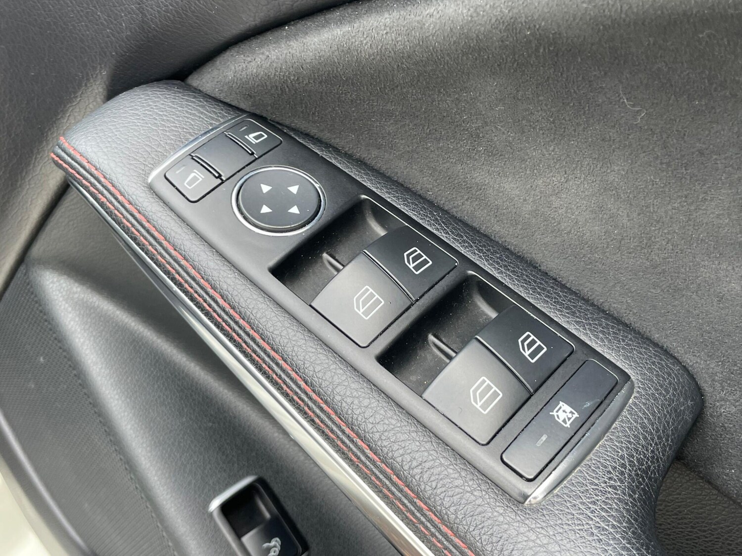 Used Mercedes-Benz CLA for sale - 77585707: Photo 25