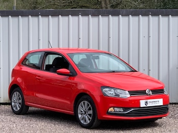 Used Volkswagen Polo 2015 for sale - 78347319: Photo