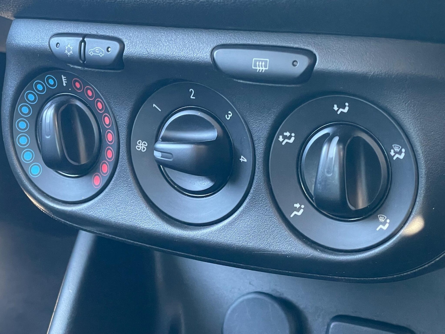 Used Vauxhall Corsa 2018 for sale - 78007058: Photo 19