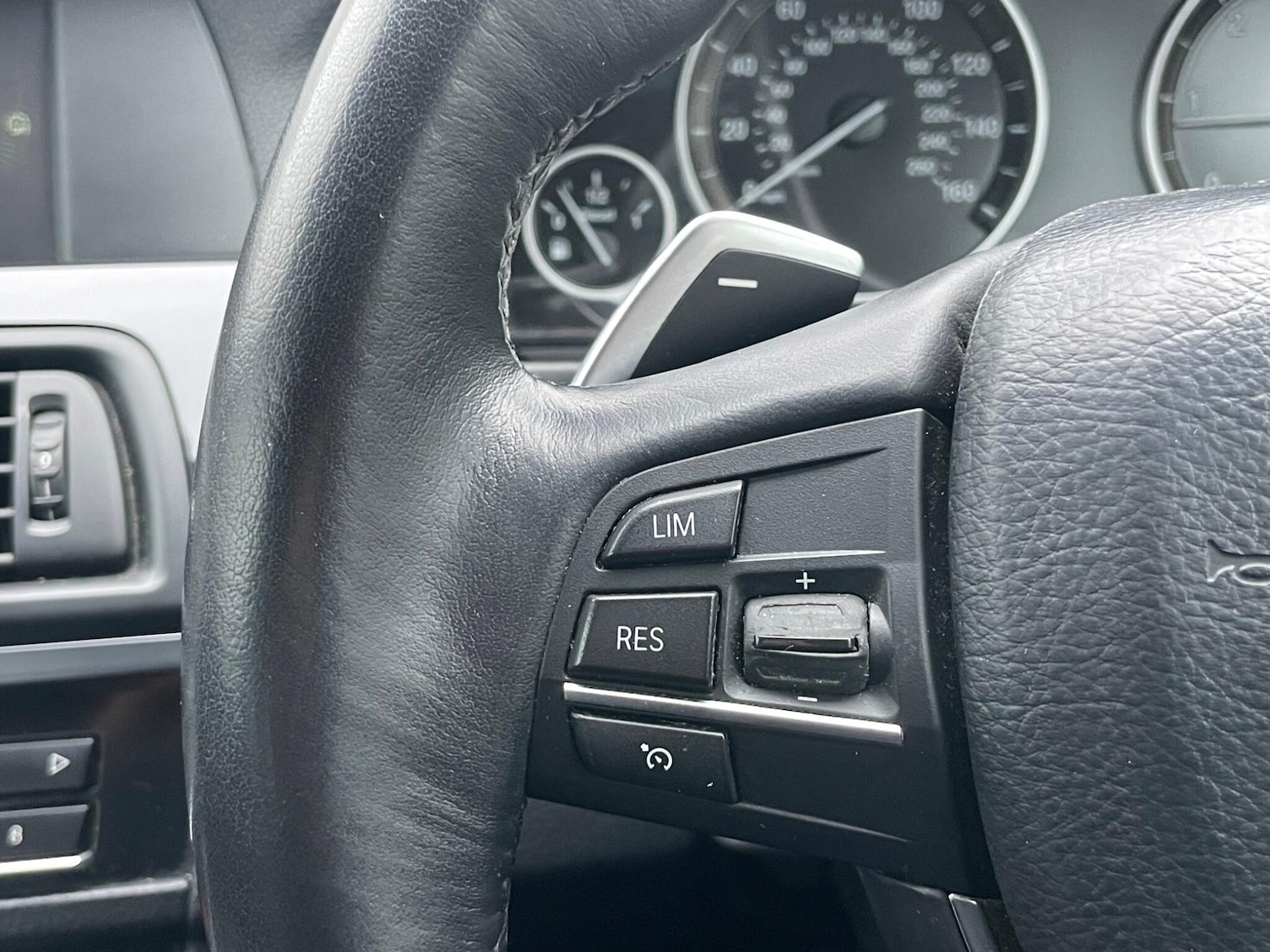 Used BMW 5 Series 2012 for sale - 77358681: Photo 23