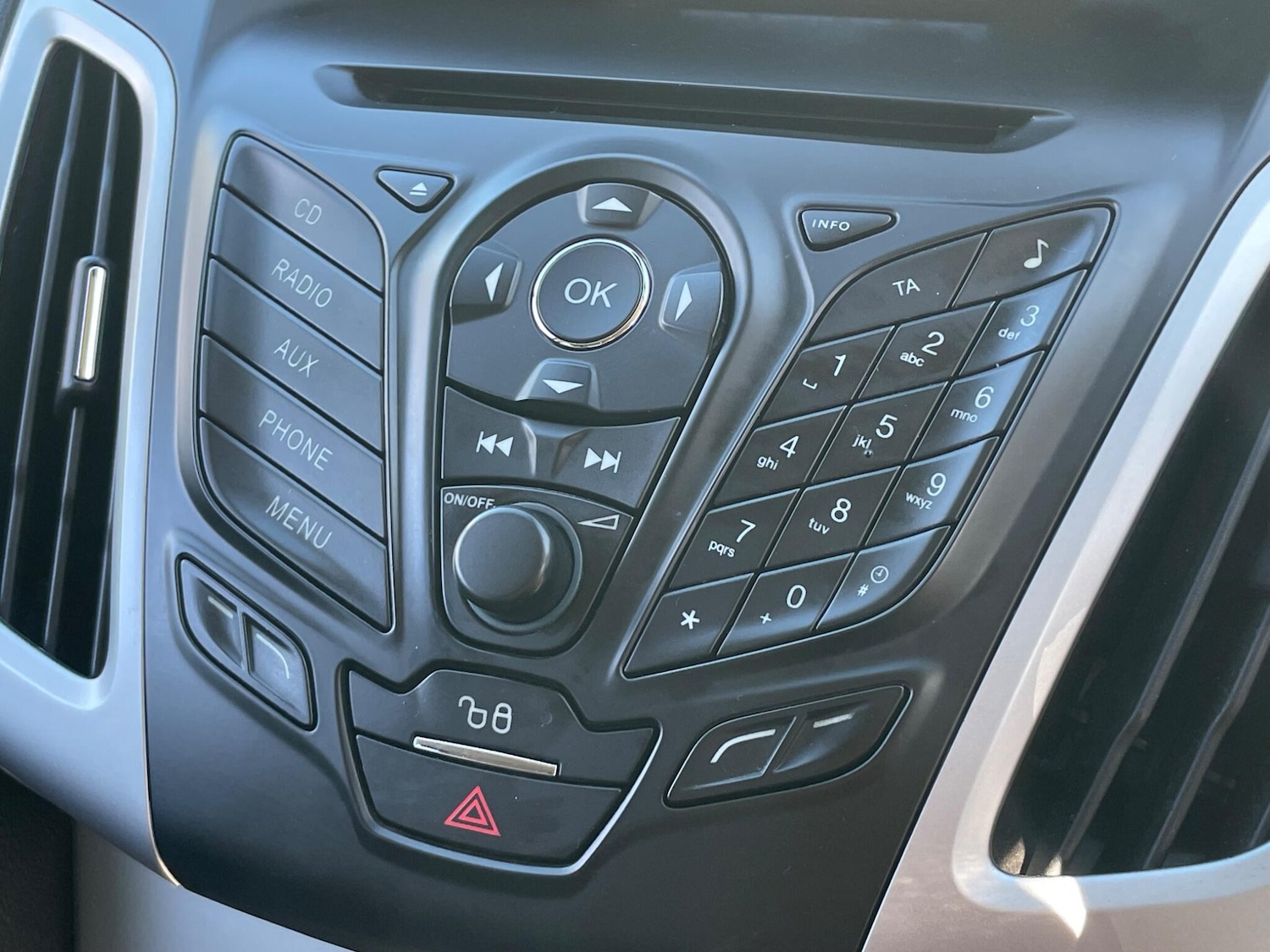 Used Ford Focus 2013 for sale - 78007830: Photo 19