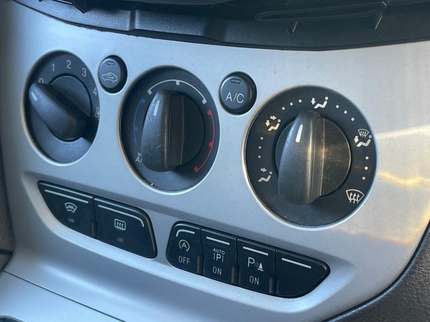 Used Ford Focus 2013 for sale - 78007830: Photo 20