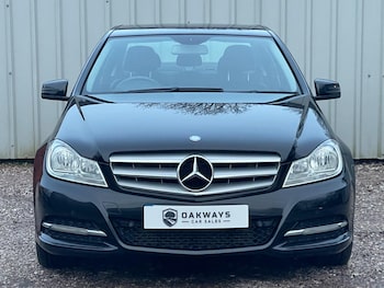 Used Mercedes-Benz C Class 2012 for sale - 77585700: Photo