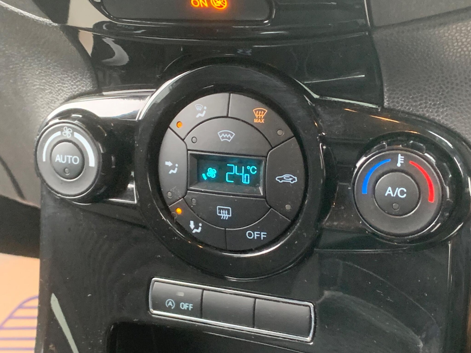 Used Ford Fiesta 2013 for sale - 77315040: Photo 19