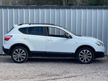Used Nissan Qashqai 2013 for sale - 77724000: Photo