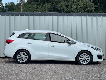 Used Kia Ceed 2017 for sale - 79188728: Photo