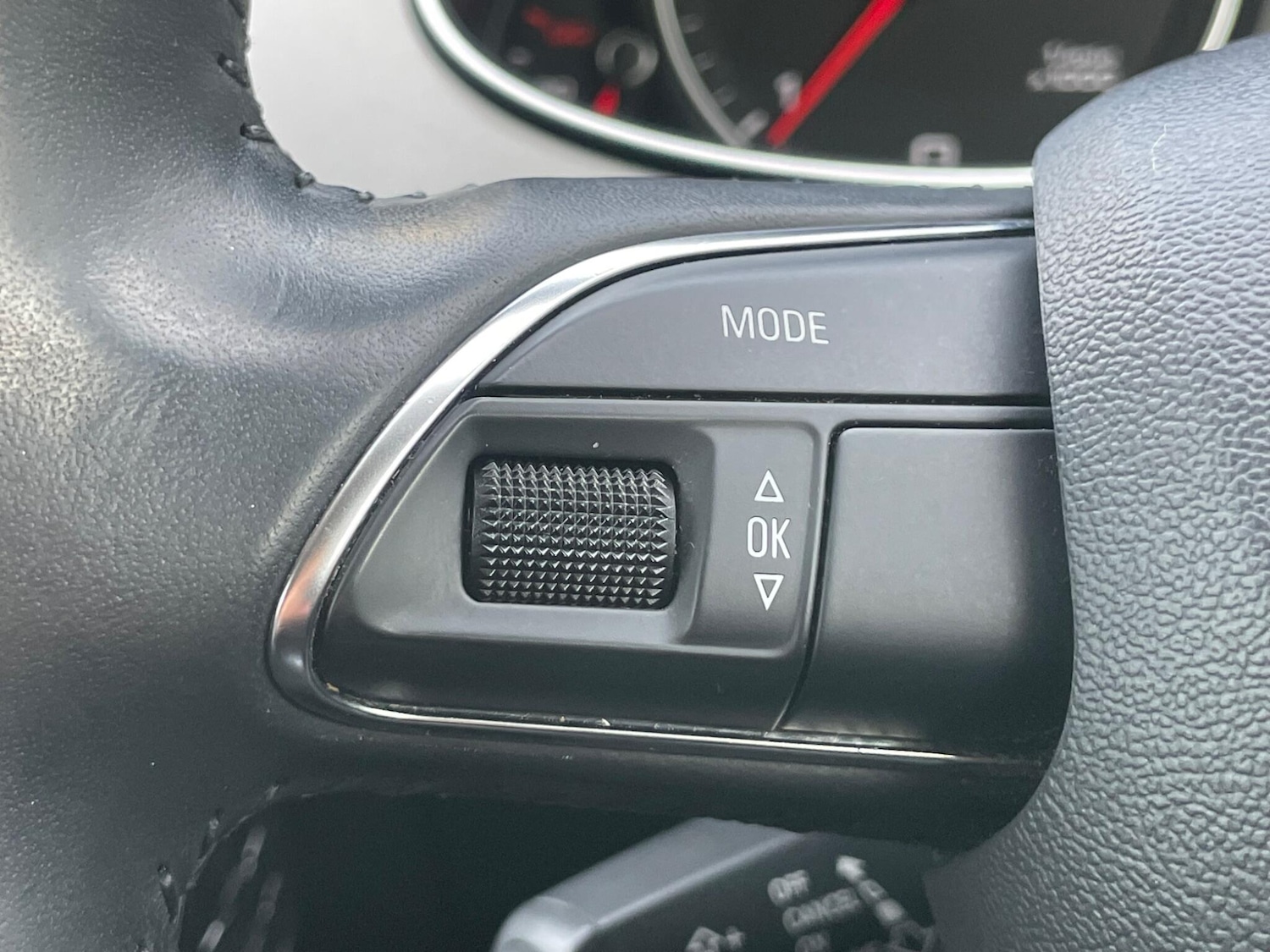 Used Audi A4 2014 for sale - 78047237: Photo 22