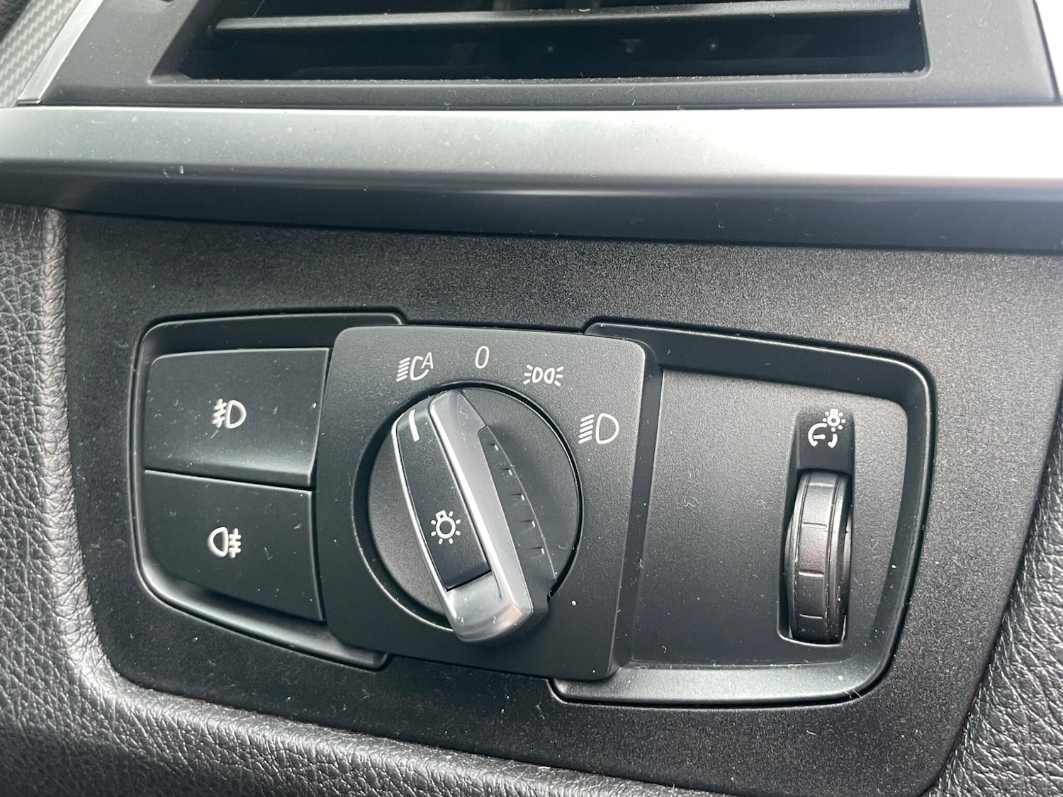 Used BMW 3 Series 2017 for sale - 76121492: Photo 26