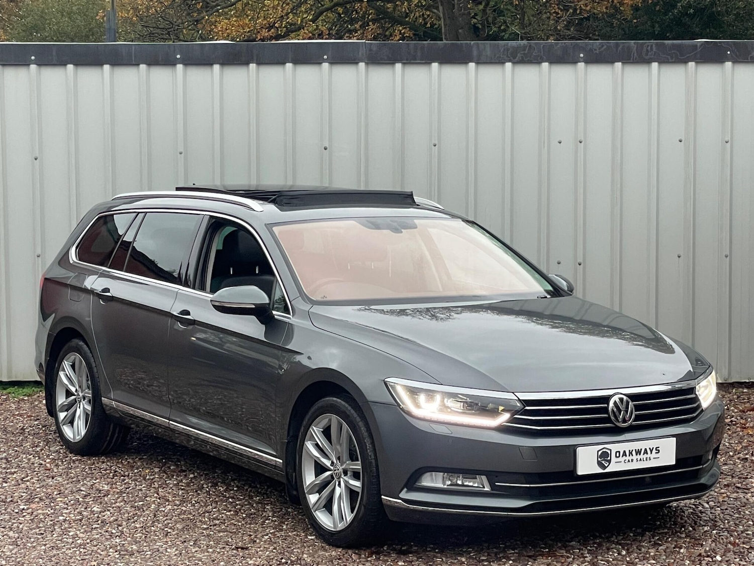 Used Volkswagen Passat for sale - 76993894: Photo 3