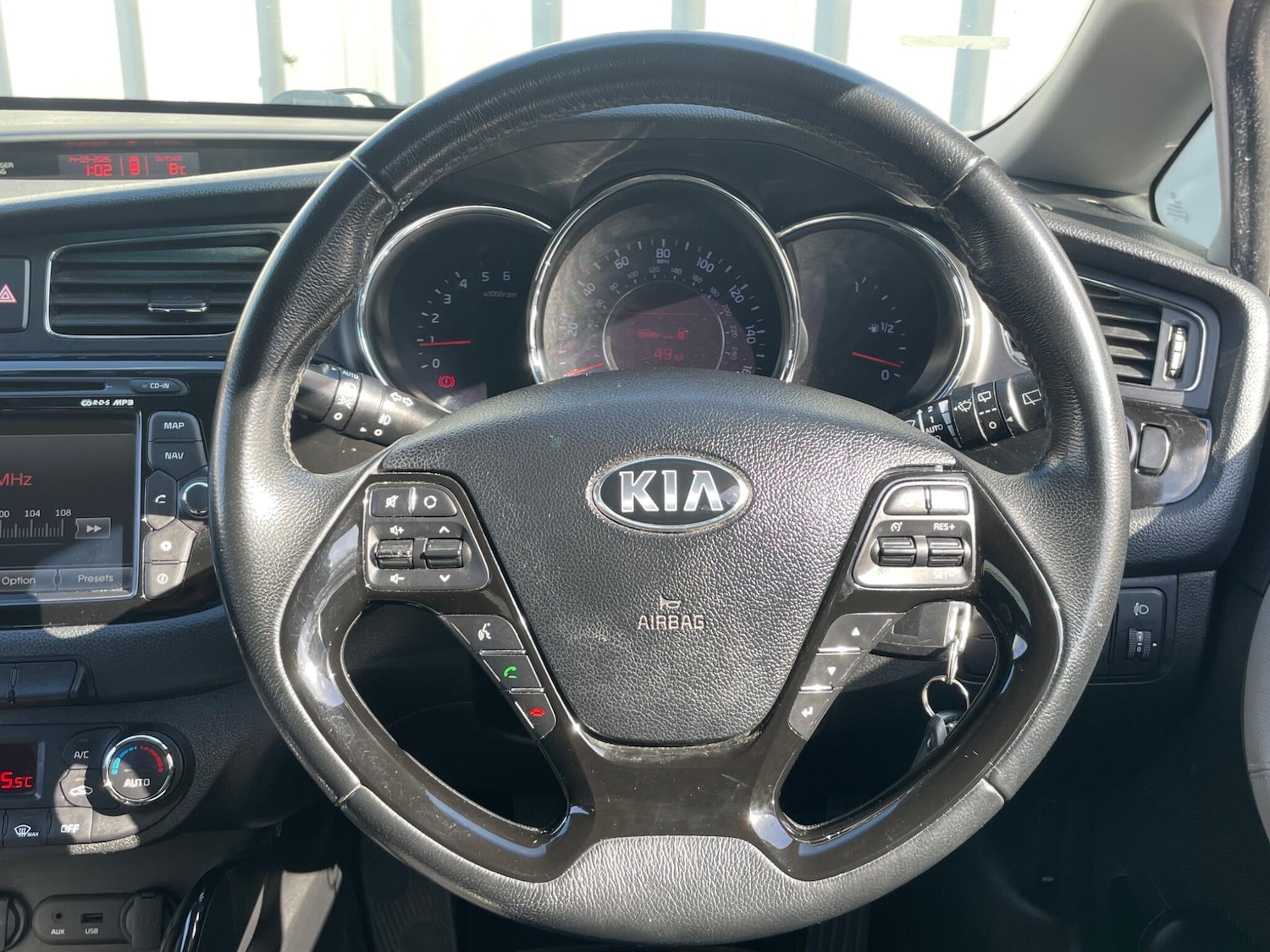 Used Kia Ceed 2015 for sale - 77892568: Photo 15