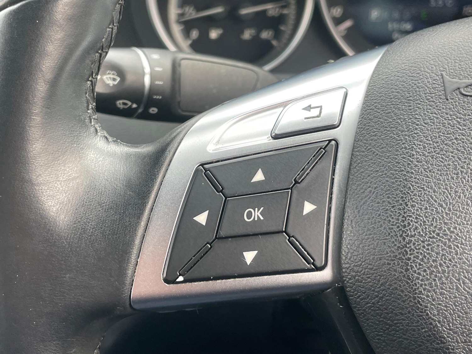 Used Mercedes-Benz C Class 2014 for sale - 77215558: Photo 23