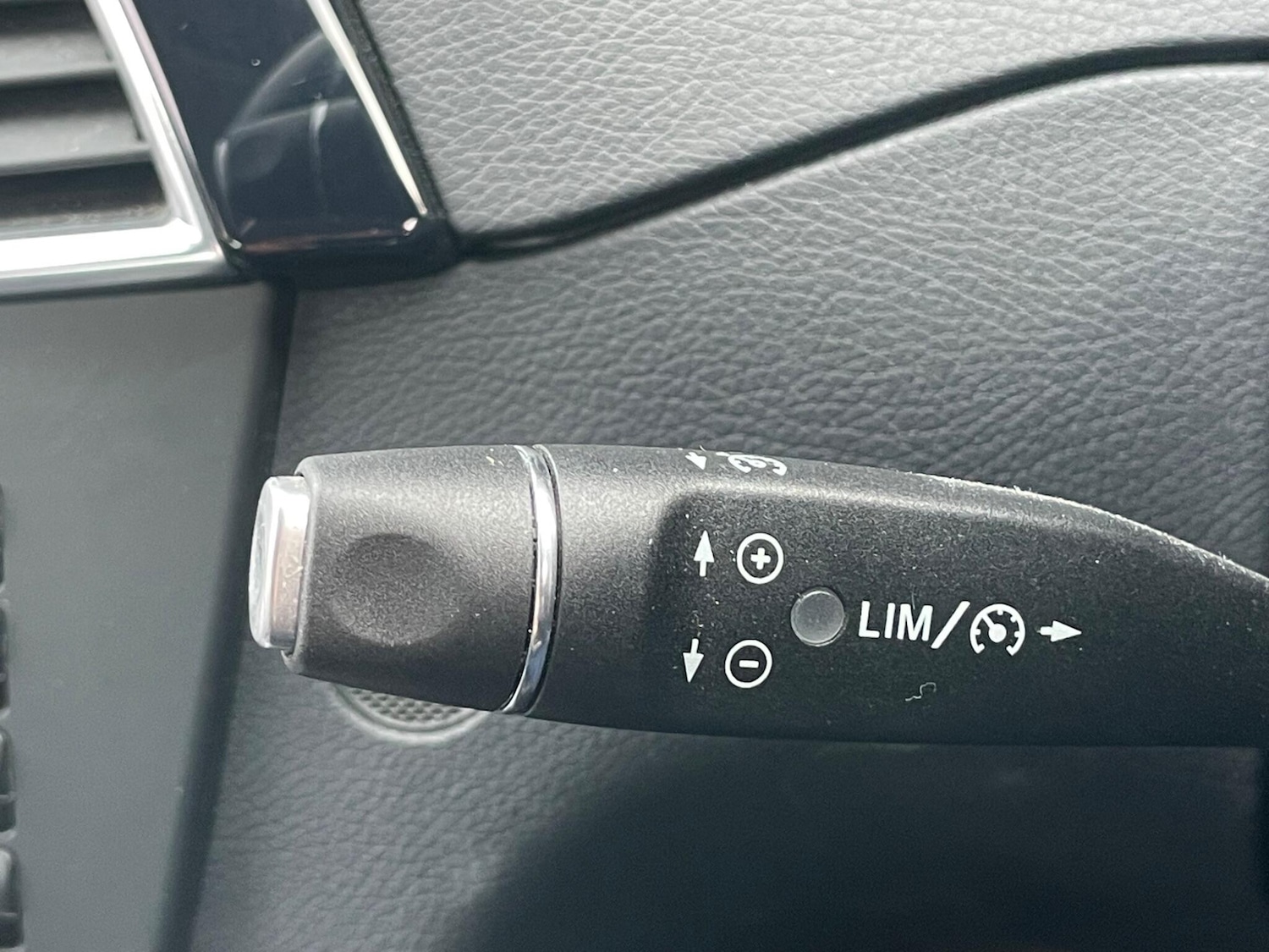 Used Mercedes-Benz C Class 2014 for sale - 77215558: Photo 25