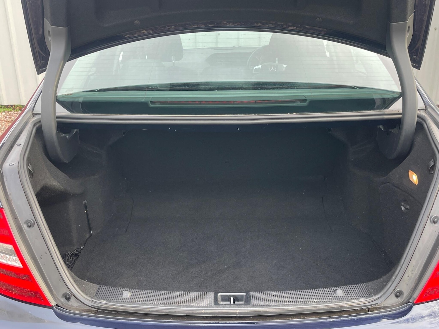 Used Mercedes-Benz C Class 2014 for sale - 77215558: Photo 29