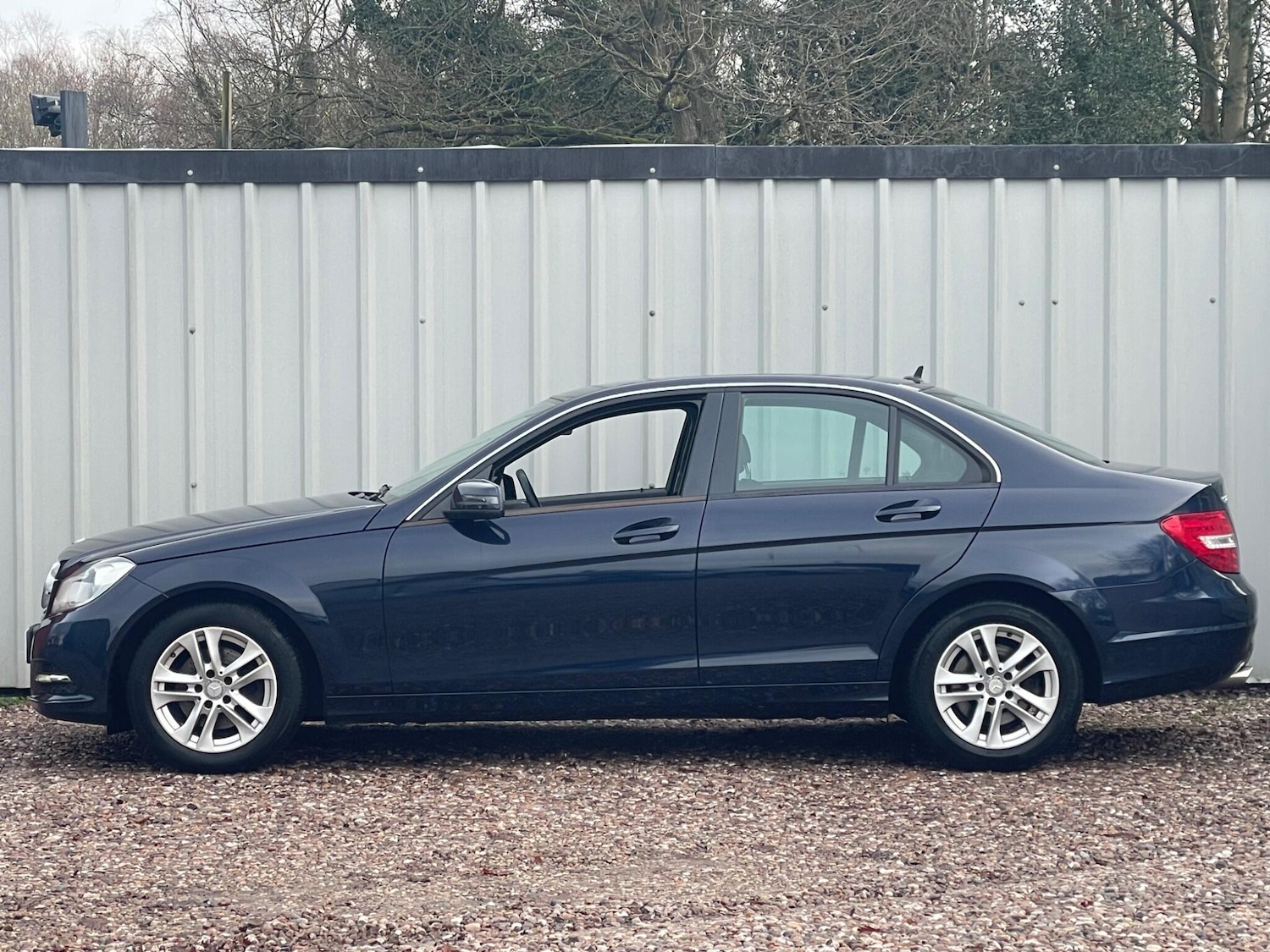 Used Mercedes-Benz C Class 2014 for sale - 77215558: Photo 8