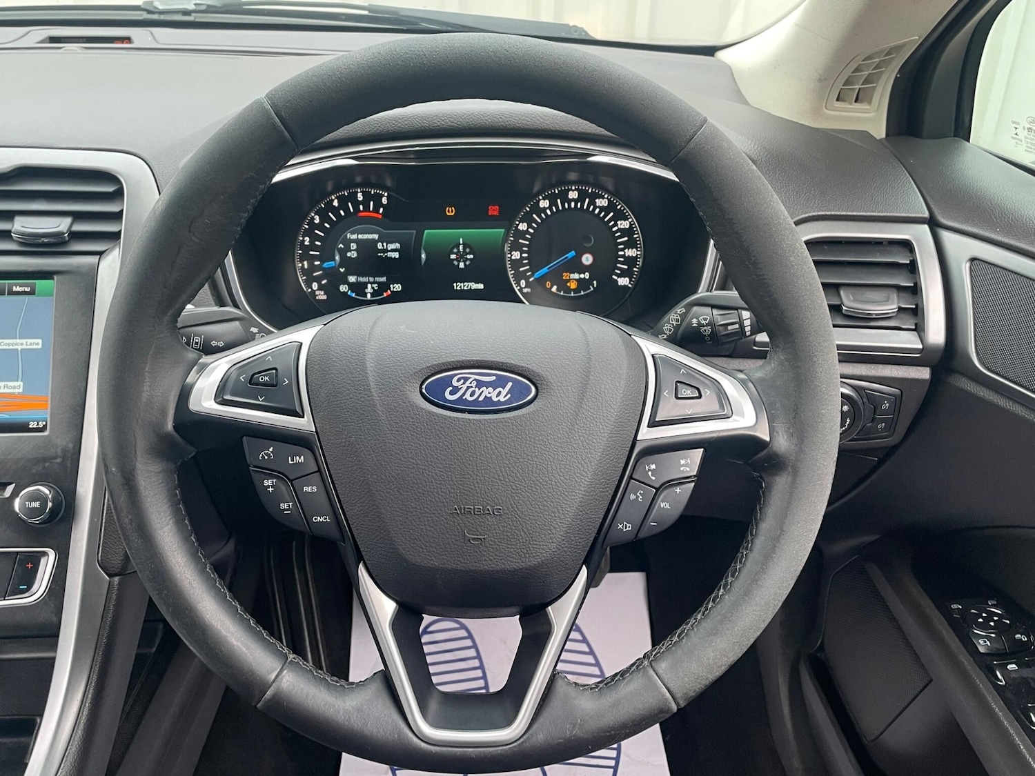 Used Ford Mondeo 2015 for sale - 77768570: Photo 13