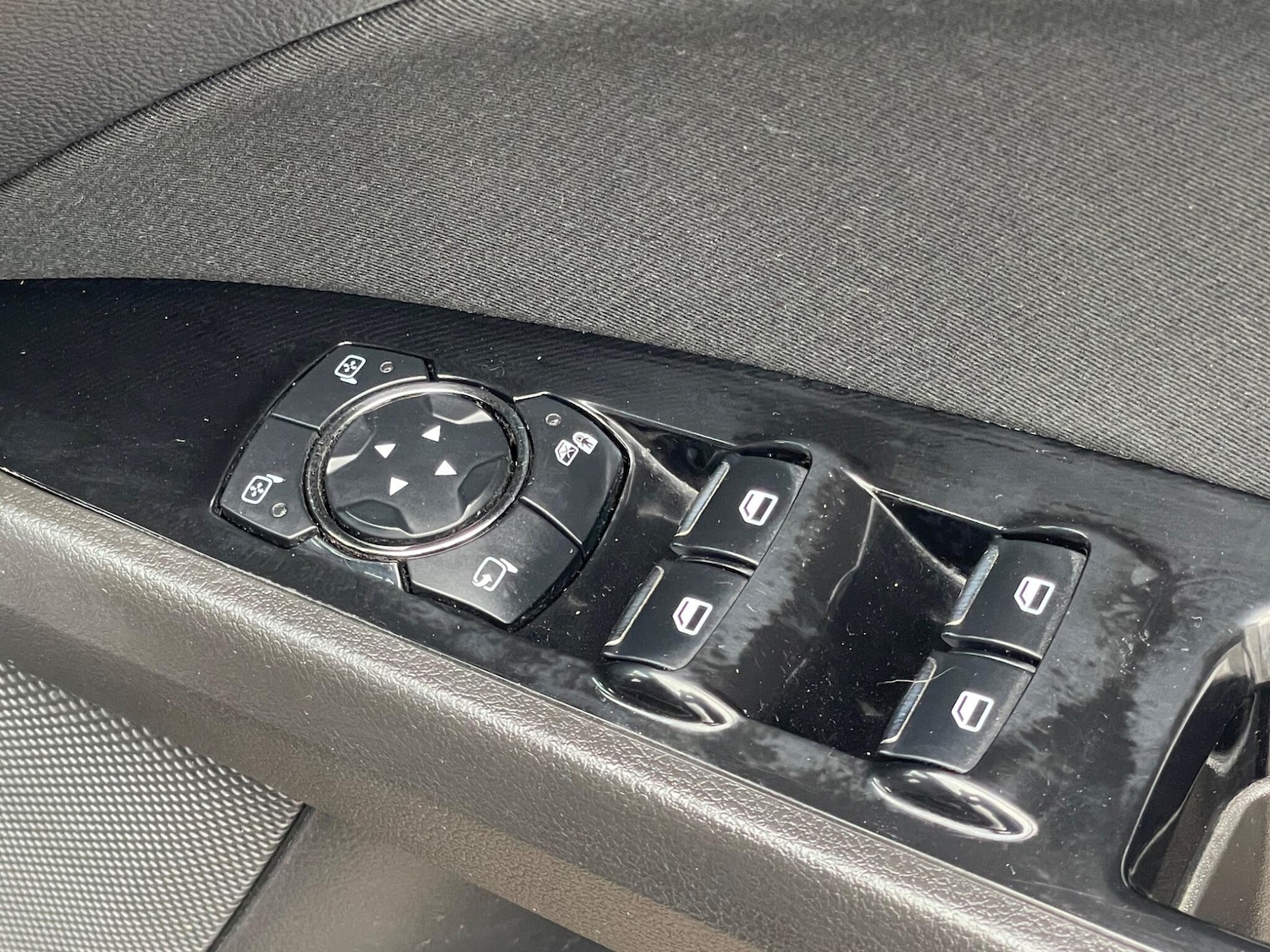 Used Ford Mondeo 2015 for sale - 77768570: Photo 24