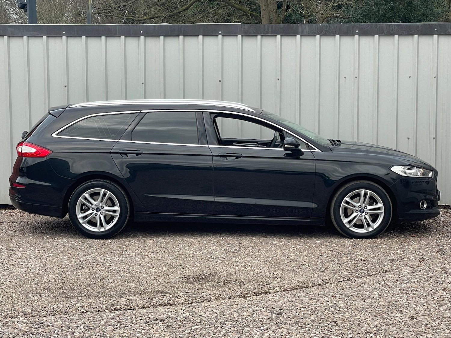 Used Ford Mondeo 2015 for sale - 77768570: Photo 4