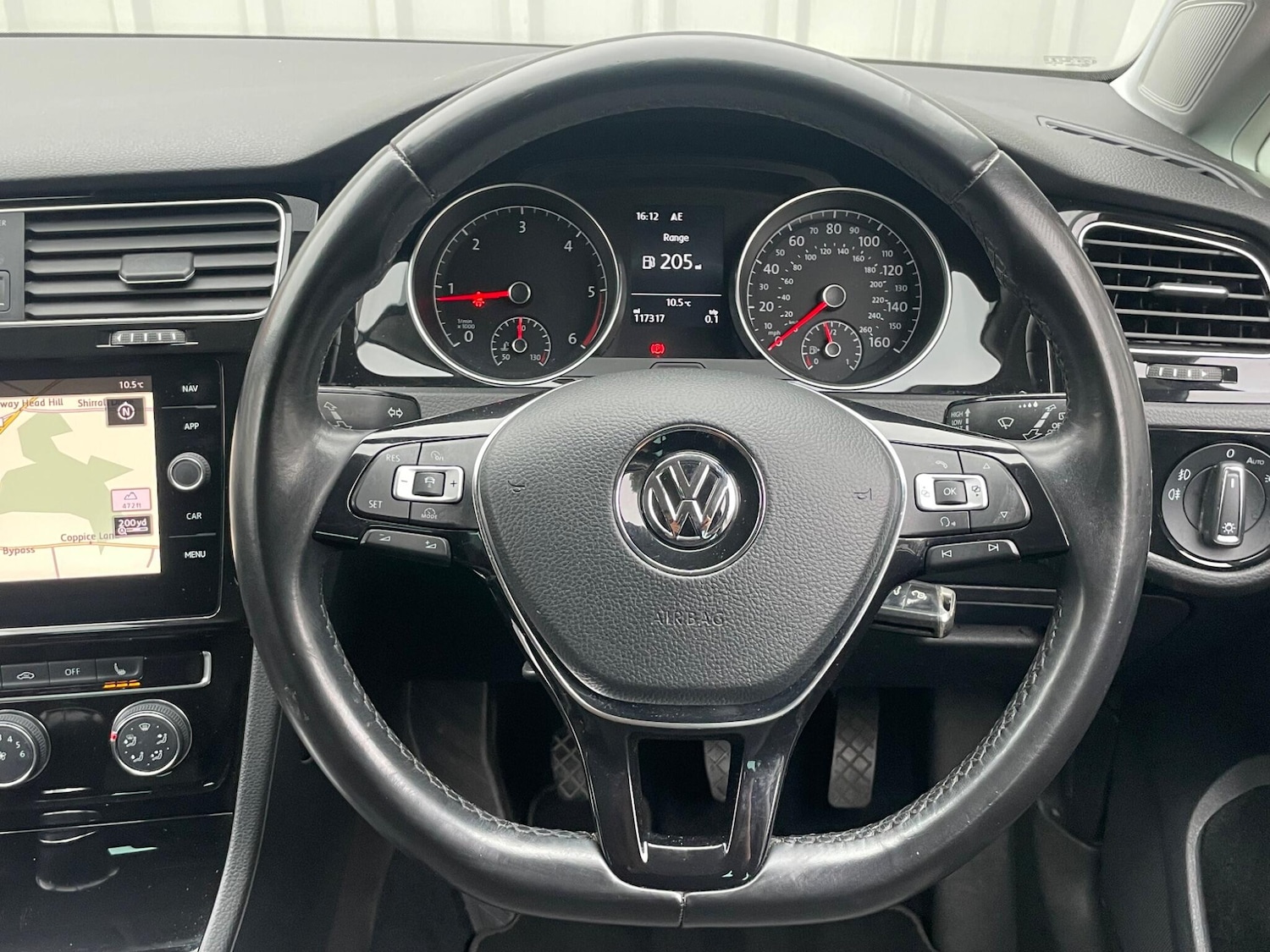 Used Volkswagen Golf 2017 for sale - 76283574: Photo 14
