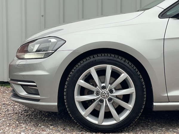 Used Volkswagen Golf 2017 for sale - 76283574: Photo 36