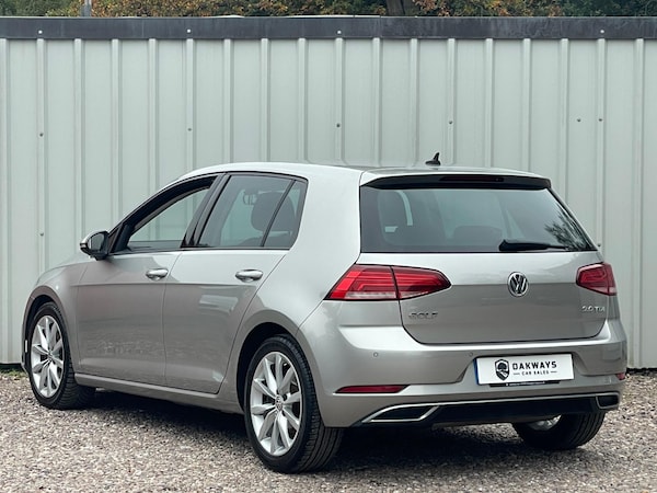 Used Volkswagen Golf 2017 for sale - 76283574: Photo 7