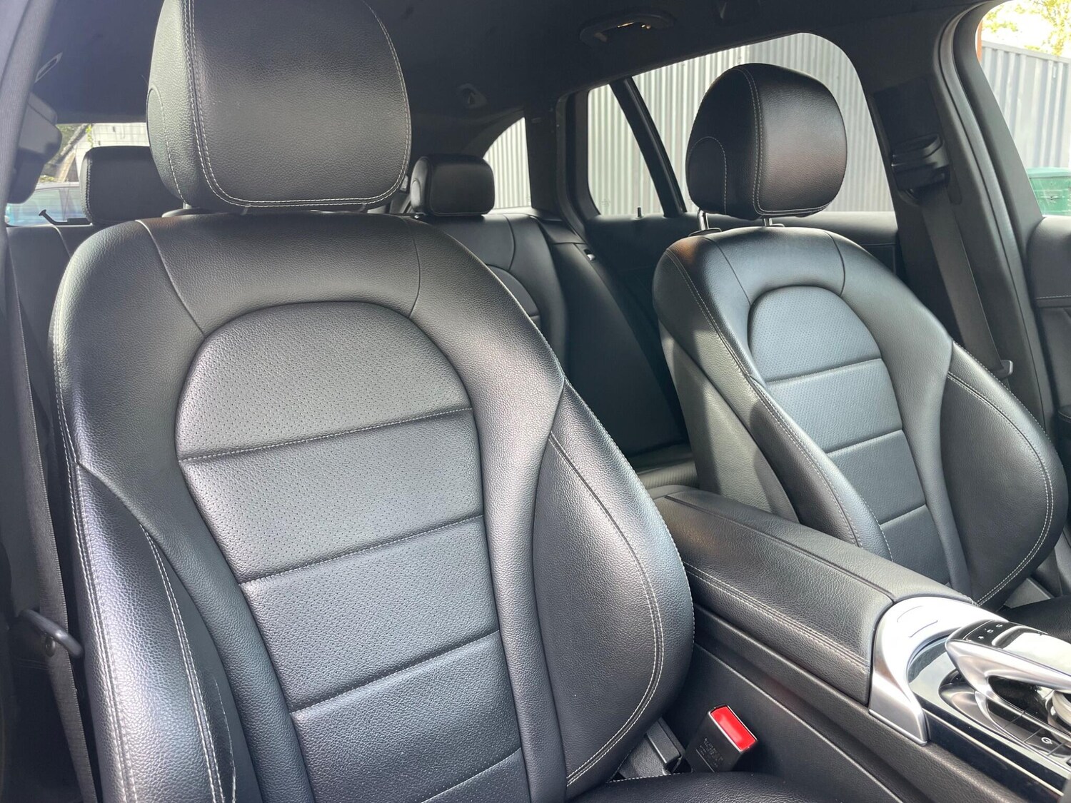 Used Mercedes-Benz C Class 2015 for sale - 76336513: Photo 11