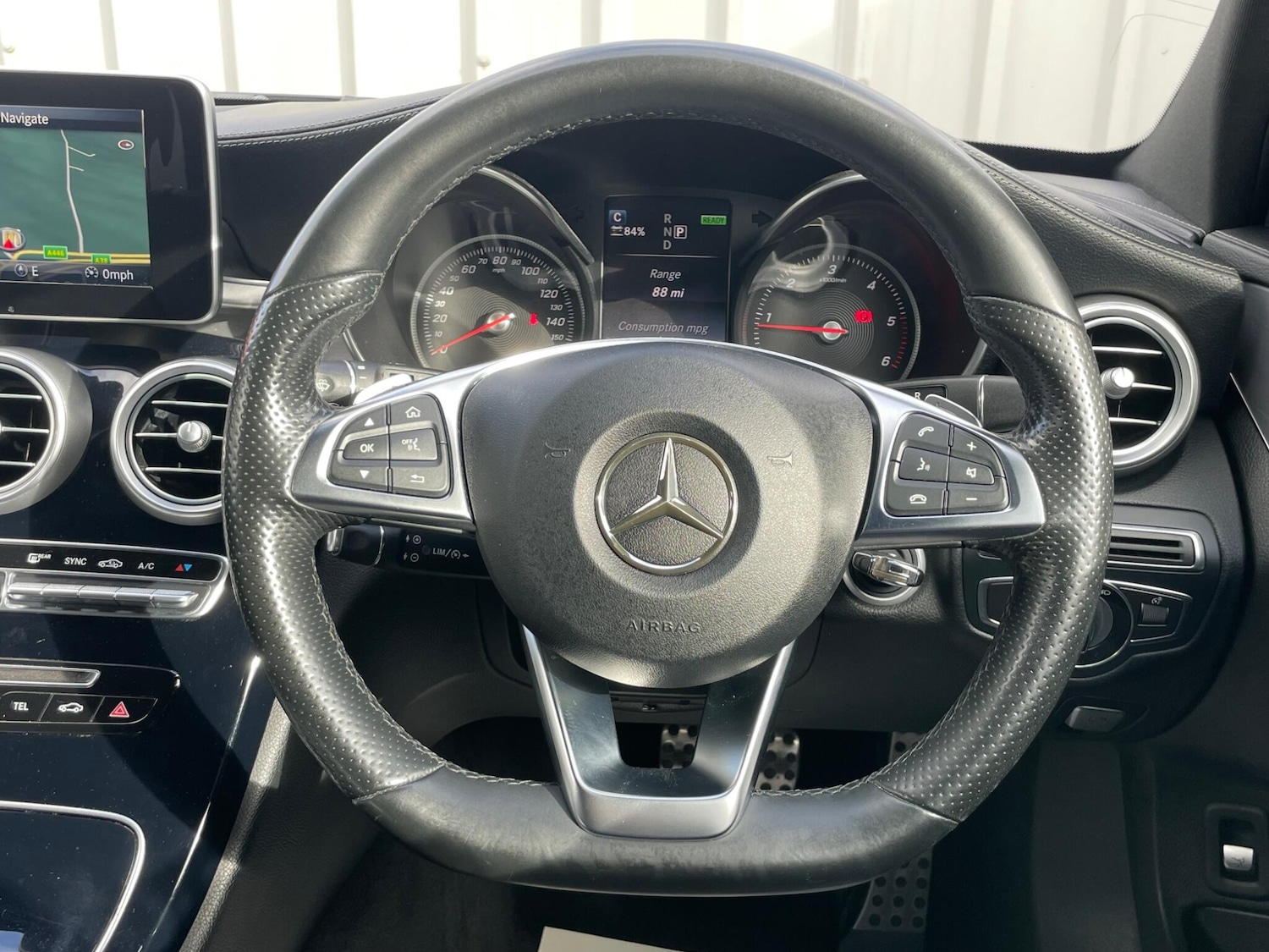 Used Mercedes-Benz C Class 2015 for sale - 76336513: Photo 14