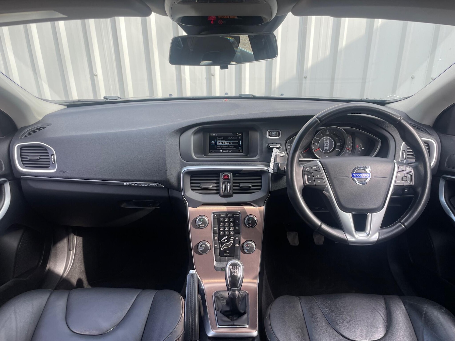 Used Volvo V40 2014 for sale - 77696076: Photo 13