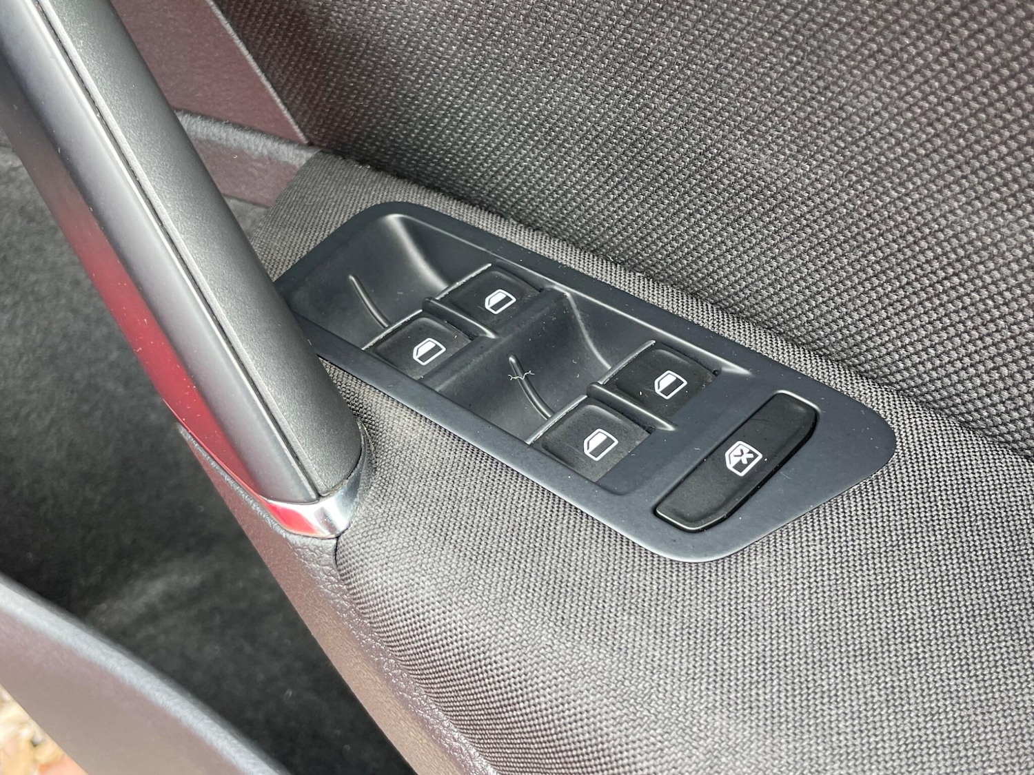 Vehicle 28
