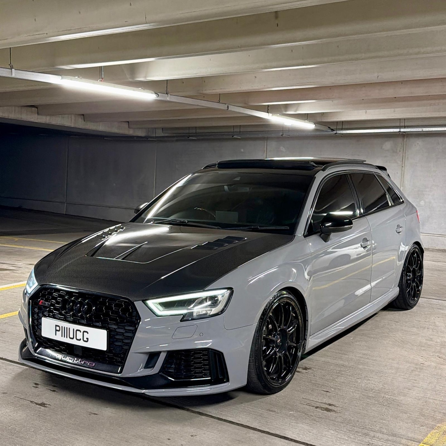Used Audi RS3 2018 for sale - 77470153: Photo 2
