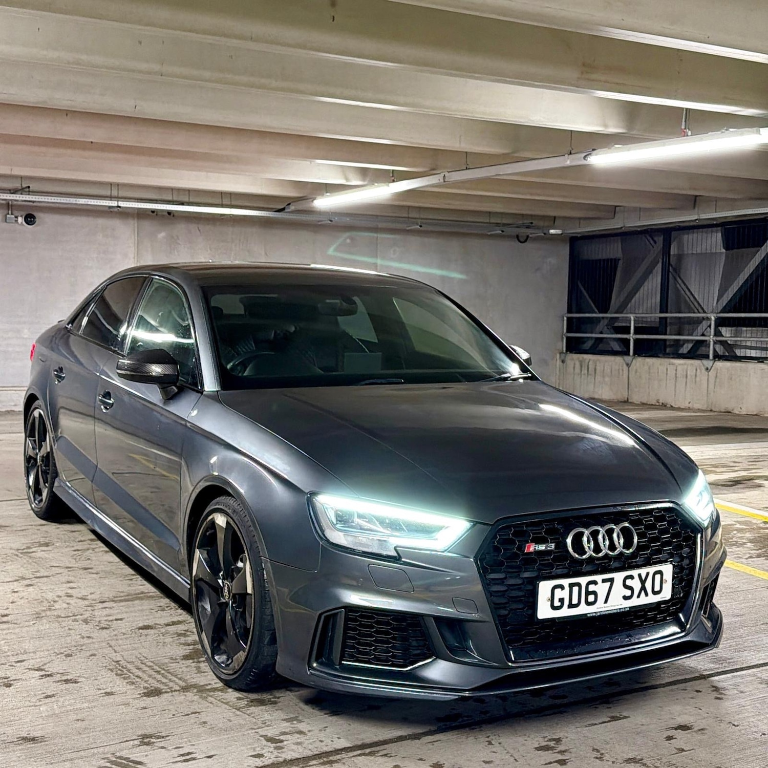 Used Audi RS3 2018 for sale - 77470147: Photo 2