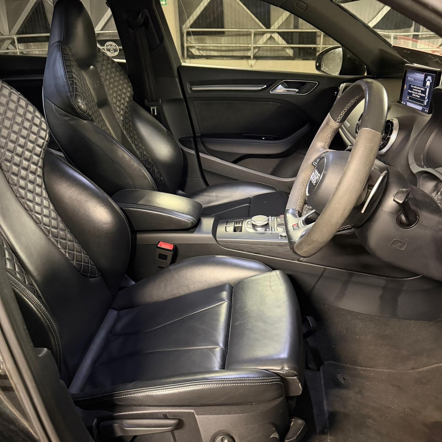 Used Audi RS3 2018 for sale - 77470147: Photo 3