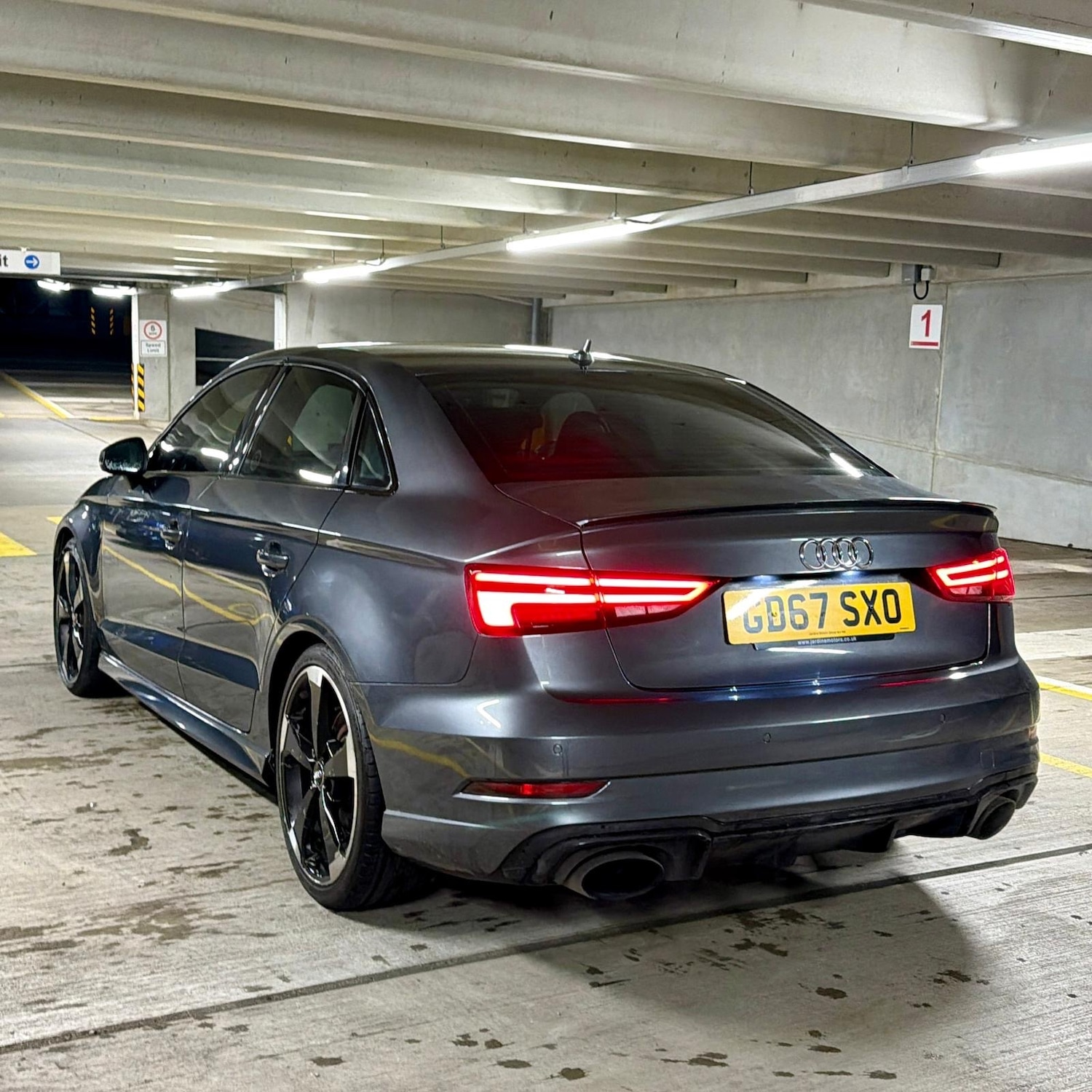 Used Audi RS3 2018 for sale - 77470147: Photo 4