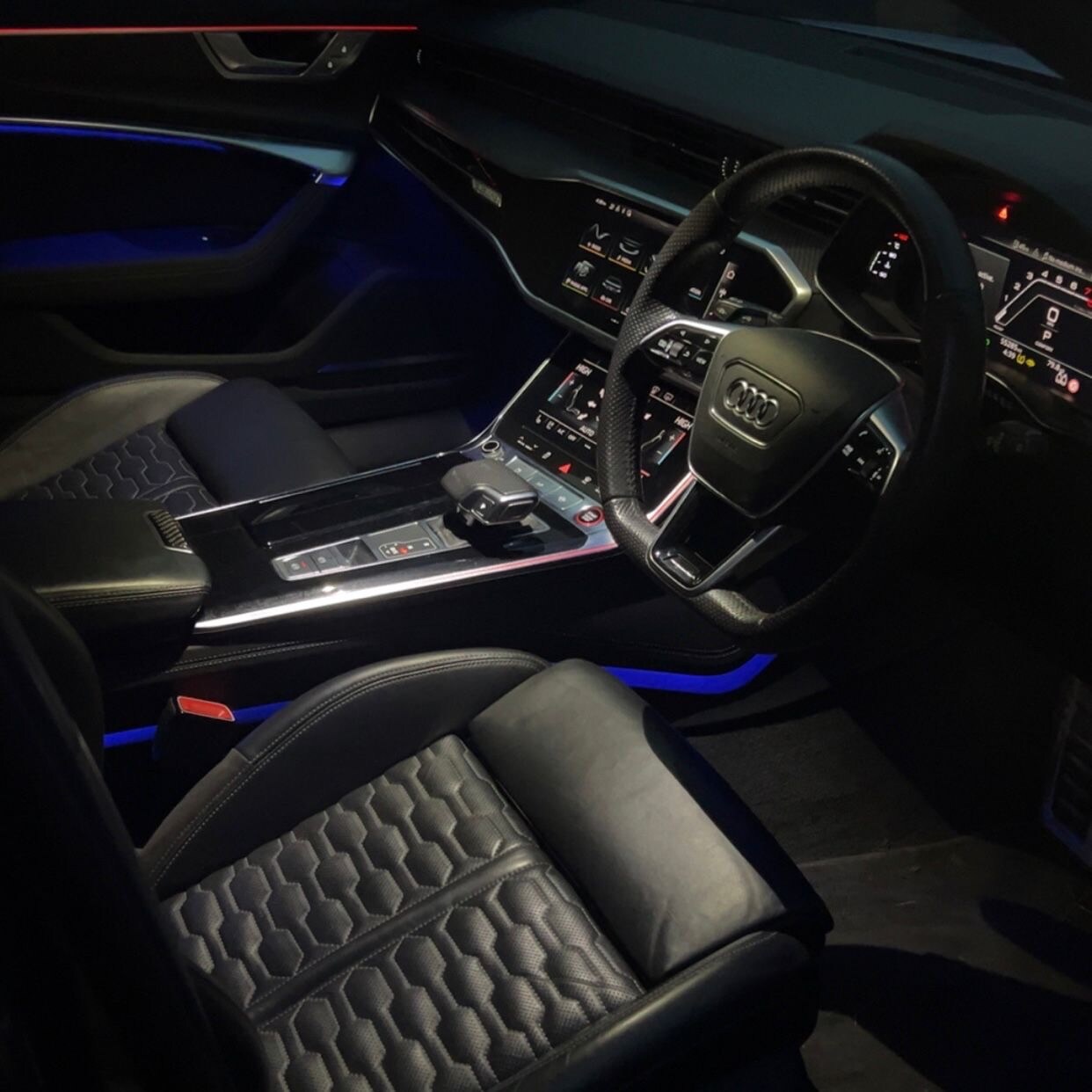 Used Audi RS6 2020 for sale - 77233526: Photo 12