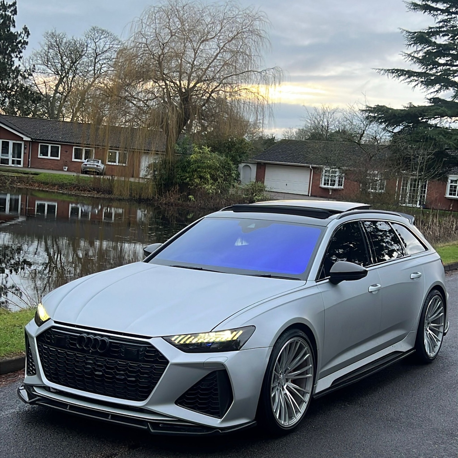 Used Audi RS6 2020 for sale - 77233526: Photo 3