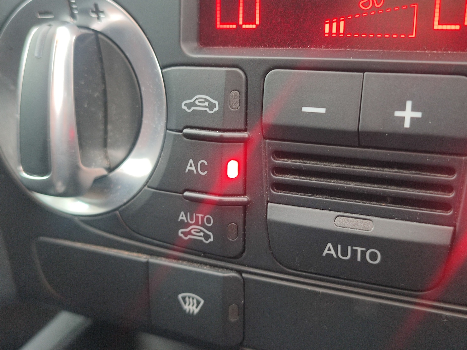 Used Audi A3 2012 for sale - 75151853: Photo 23