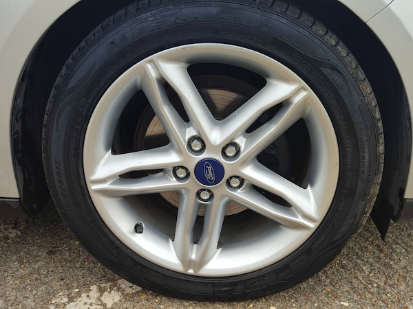 Used Ford Focus 2015 for sale - 76142678: Photo 11