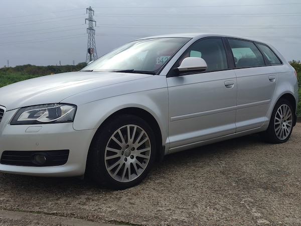 Used Audi A3 2009 for sale - 76022703: Photo 4