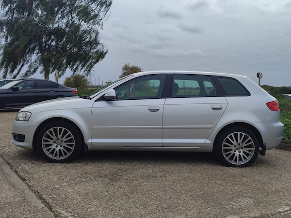 Used Audi A3 2009 for sale - 76022703: Photo 5