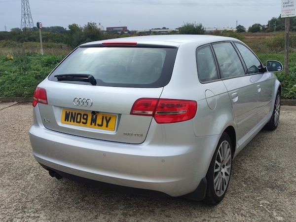 Used Audi A3 2009 for sale - 76022703: Photo 8