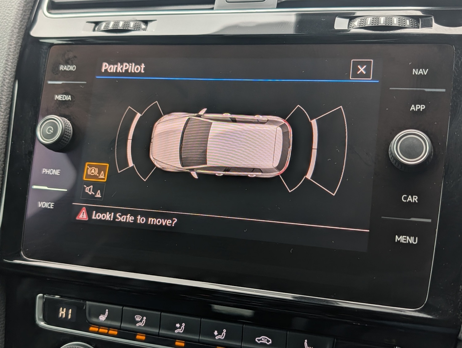 Used Volkswagen Golf 2017 for sale - 74698484: Photo 28