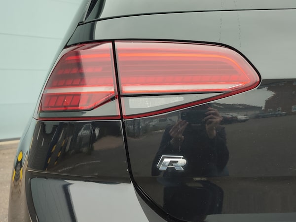Used Volkswagen Golf 2017 for sale - 74698484: Photo 5