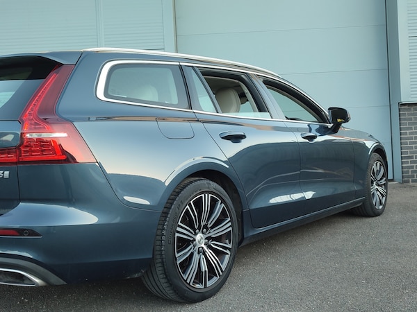 Used Volvo V60 2018 for sale - 74613807: Photo 13