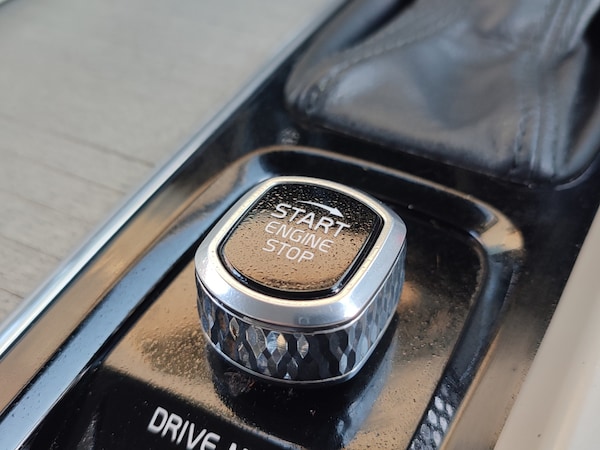 Used Volvo V60 2018 for sale - 74613807: Photo 20