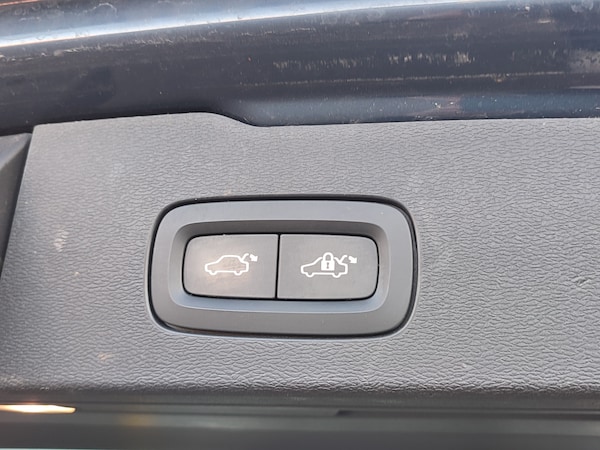Used Volvo V60 2018 for sale - 74613807: Photo 27