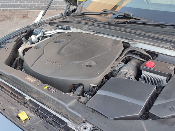 Used Volvo V60 2018 for sale - 74613807: Photo 29