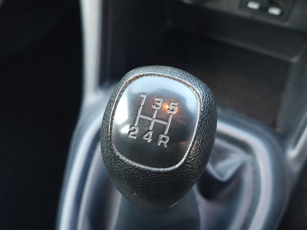 Used Hyundai i10 2017 for sale - 76038556: Photo 19