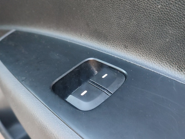 Used Hyundai i10 2017 for sale - 76038556: Photo 21