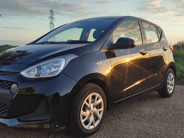 Used Hyundai i10 2017 for sale - 76038556: Photo 4