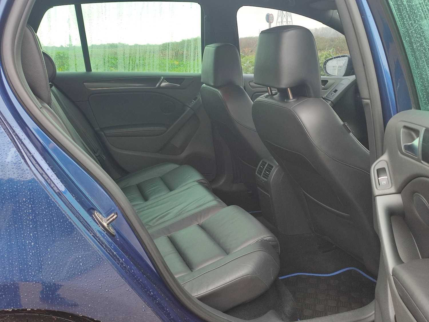 Used Volkswagen Golf 2010 for sale - 76299841: Photo 16